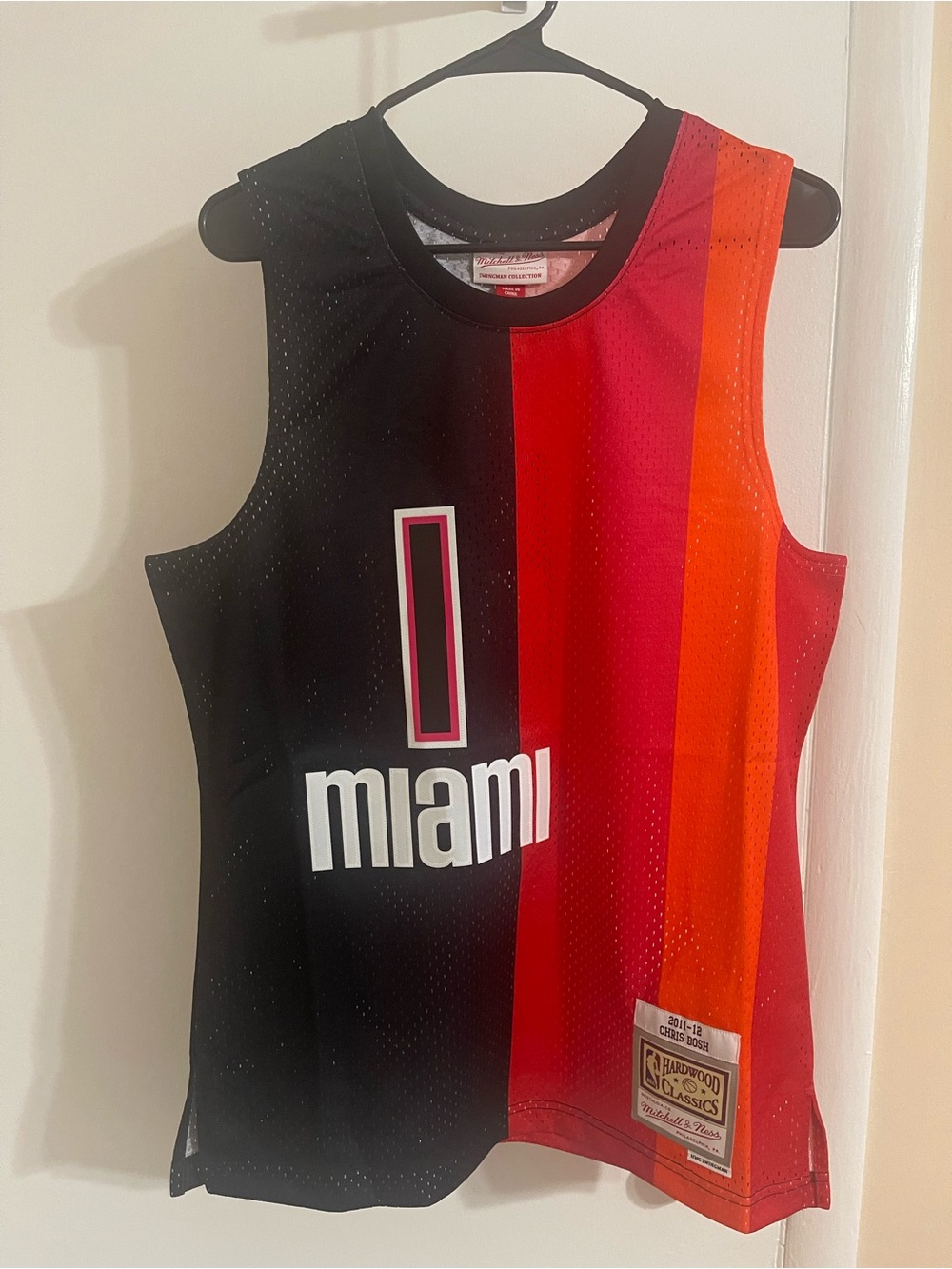 Mitchell & Ness Miami Heat Chris Bosh Jersey